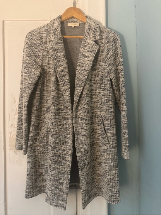 MELLODAY Jackets & Blazers - MELLODAY Gray Marled Open-Front Knit Blazer Coat